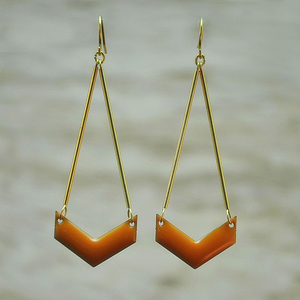 Boucles d'oreilles chevrons blancs